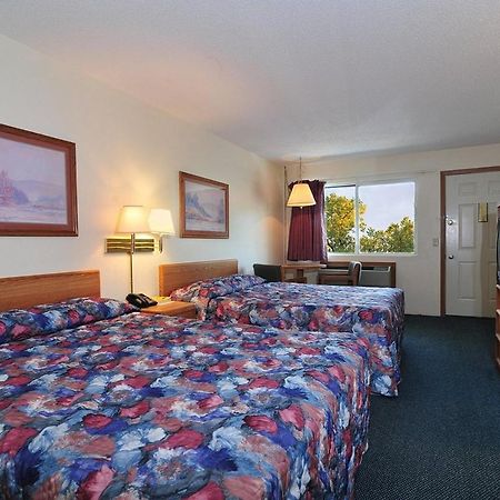 Fields Park Motel Wisconsin Dells Exterior foto
